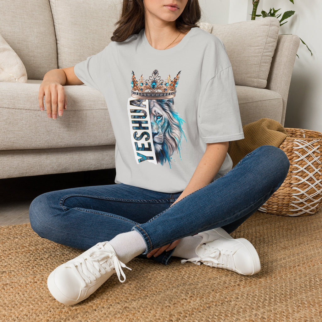Yeshua Crowned Lion T-Shirt — Christian Faith Graphic Tee